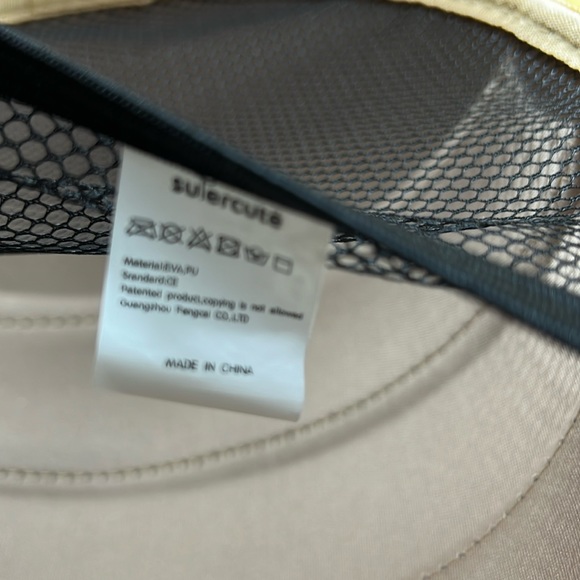 Kids Bee Shape Backpack - Picture 8 of 12